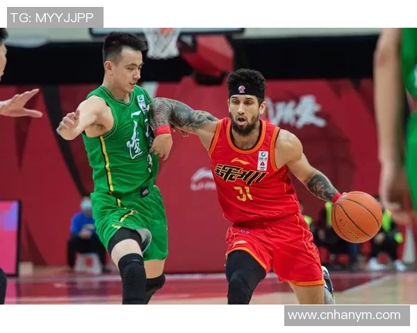 深圳马可波罗携手本土球星共创佳绩，精神风貌令人钦佩