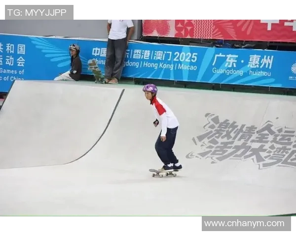 滑板灵活性评比出炉成都滑板队荣获第二名佳绩